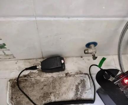 长乐屋顶漏水维修公司分享下卫生间漏水的危害及解决方法